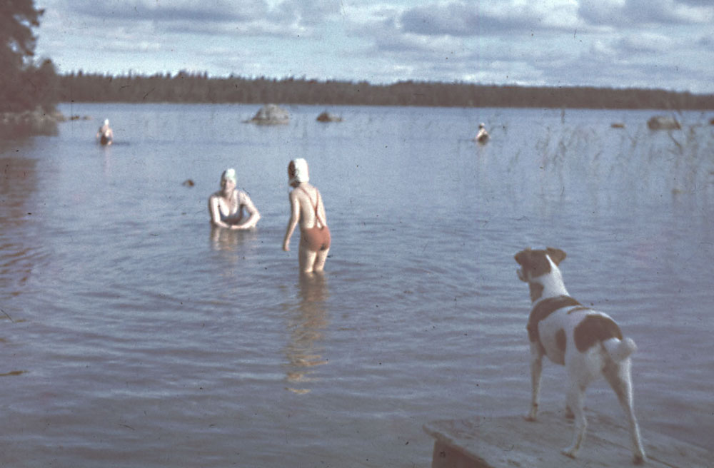 1938_008