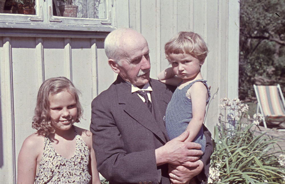 1943_28