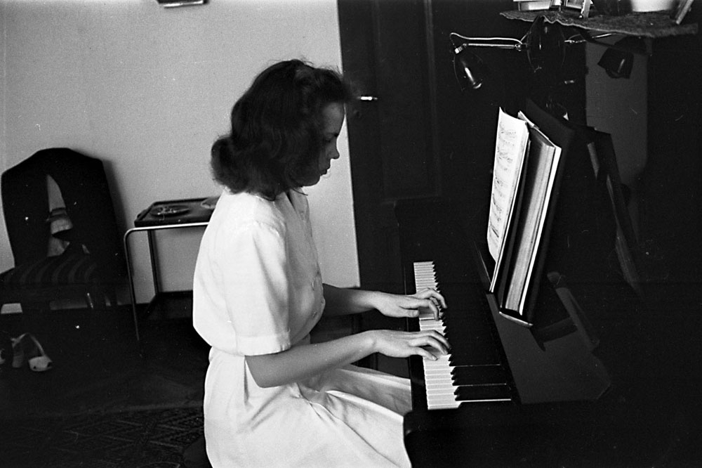 1948_23