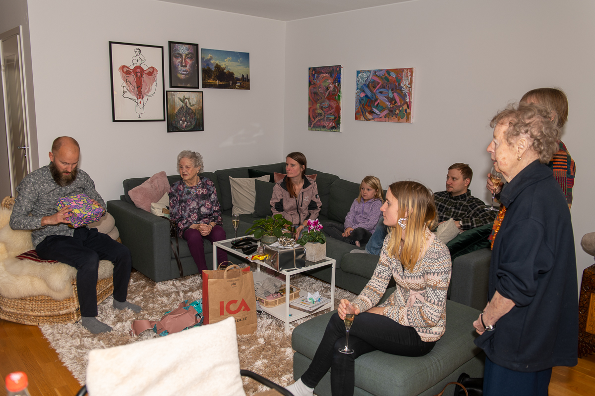 Förlovnings- och födelsedagskalas hos Erik och Natalie