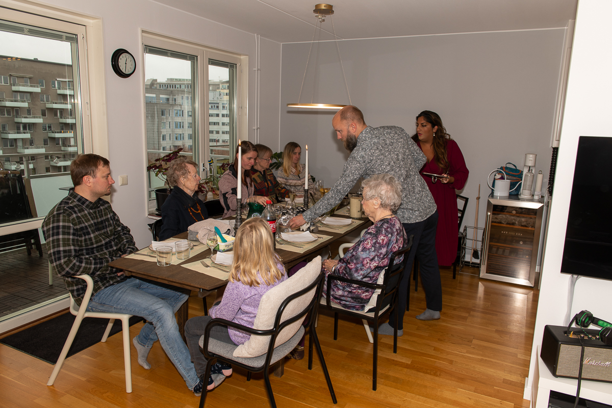 Förlovnings- och födelsedagskalas hos Erik och Natalie