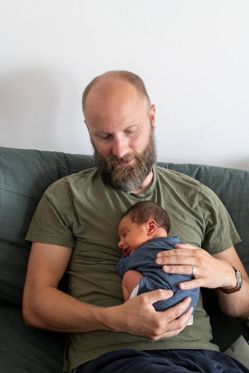 På hembesök hos Otis, Natalie och Erik