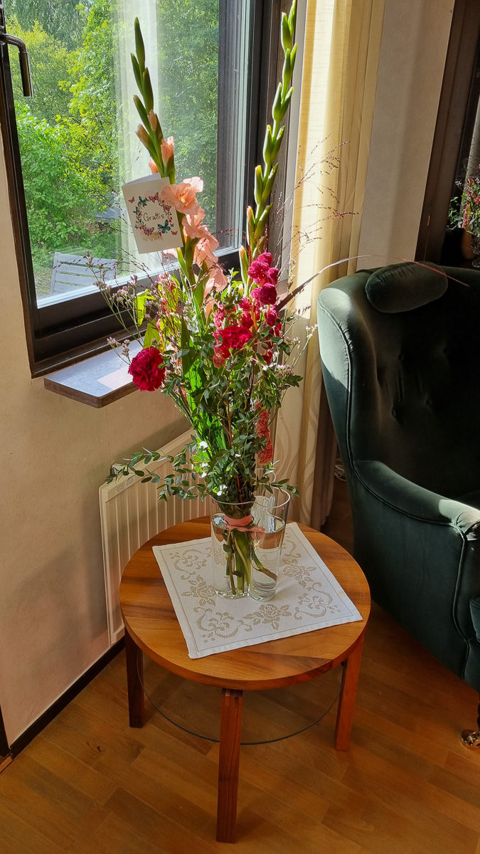 Blommor till Rolf från Skyresponse