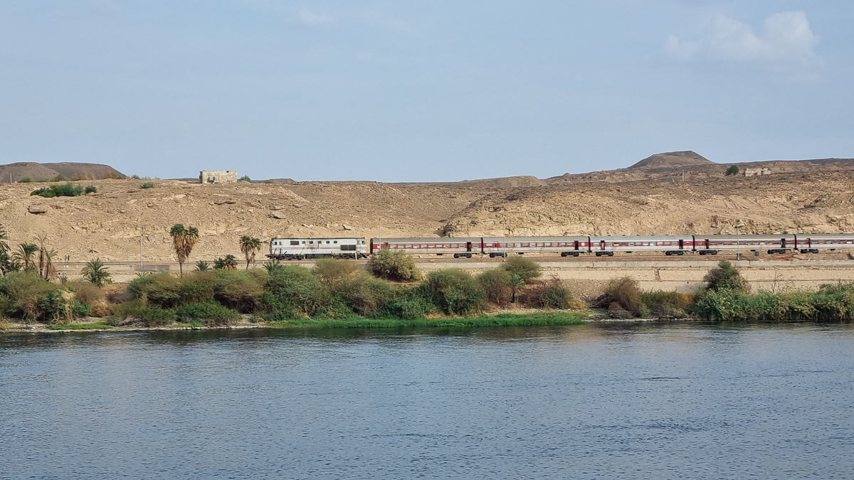 Även i Egypten finns det tåg att fotografera