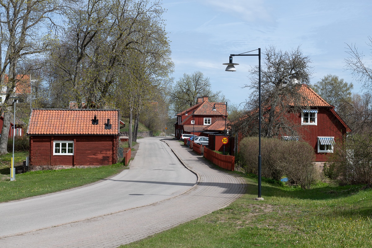 Vid Åtvidabergs gamla kyrka