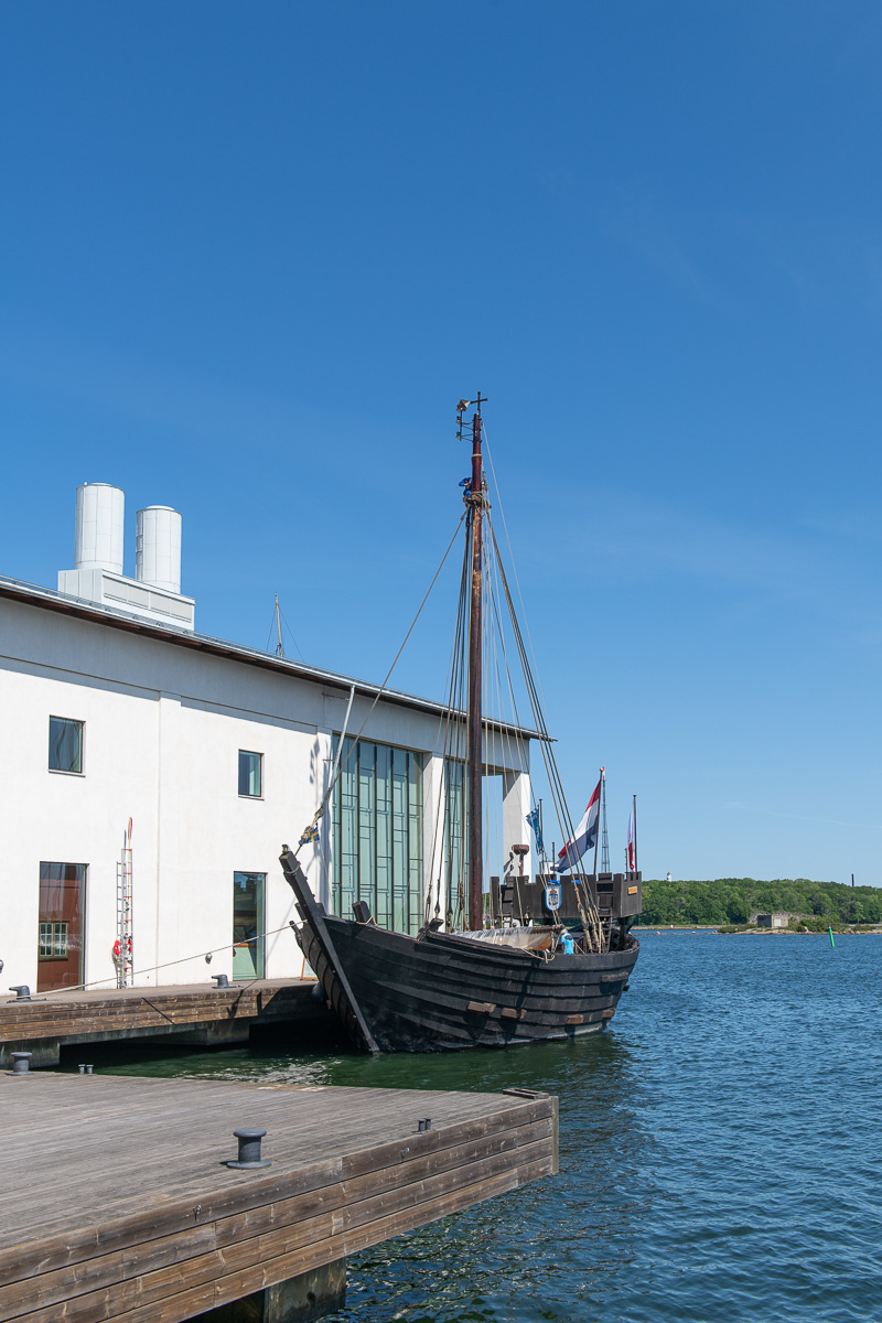 Replika av en kogg vid Marinmuseet